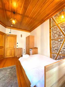 Säng eller sängar i ett rum på Authentic Turkish Home