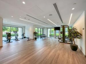 Fitness centrum a/nebo fitness zařízení v ubytování EDEN'S Homes & Villas - Burj Royale