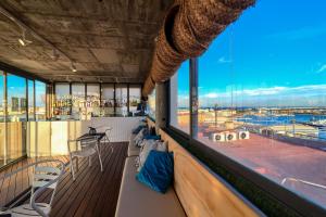 Balkón nebo terasa v ubytování Sea You Hotel Port Valencia + 37 fotografií