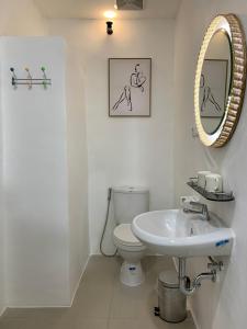 Fotografie z fotogalerie ubytování Roots Hotel Senggigi v destinaci Lajor