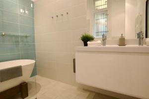 Premium Apartment by Hi5- Anker Apartment 1061 Budapest, 1 Anker köz kép - 2