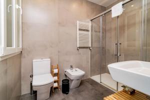 Łazienka w obiekcie Juan Bravo Suites