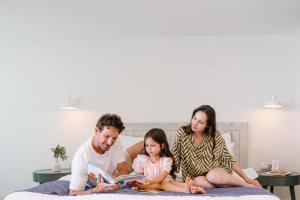 Επισκέπτες που μένουν στο D - Resort Ayvalık +74 φωτογραφίες