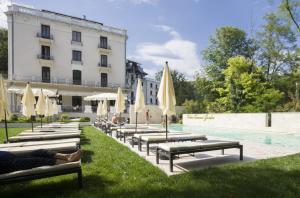 Bazén v ubytování Hotel Palace nebo v jeho okolí