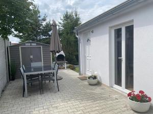 Patio alebo iná vonkajšia časť ubytovania Apartmán Provence