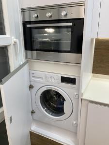 Zdjęcie z galerii obiektu Nuevo piso Retiro 2 w Madrycie
