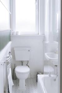 Phòng tắm tại Stylish 1BD Flat - Abbeyhill