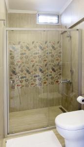 Kamar mandi di Alicante Hotel - Adult Only