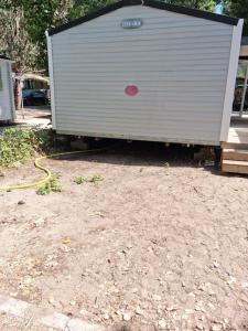 Φωτογραφία από το άλμπουμ του Location d'un mobil-home de 35 m² au Camping Les Sables d'Or - 4 étoiles avec grand parc aquatique σε Le Grau-dʼAgde
