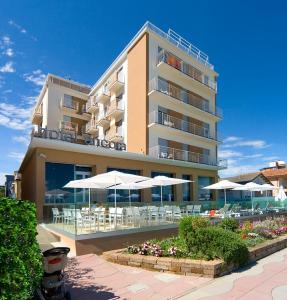 Budova, kde se hotel nachází