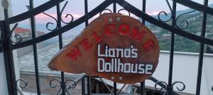 Chứng chỉ, giải thưởng, bảng hiệu hoặc các tài liệu khác trưng bày tại Liana's dollhouse in Agios Georgios Nilias, Pelion