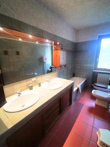 Bagno di Casa Ulivi rooms