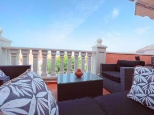 Fotografia z galérie ubytovania Spacious and Bright Ocean view Duplex in Palm Mar, PM5 v destinácii Palm-mar