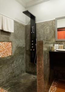 Koupelna v ubytování Pavillon Indochine Boutique - Hotel