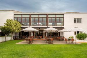 Сад в Parador de Mazagón