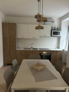 Virtuvė arba virtuvėlė apgyvendinimo įstaigoje la tana del viaggiatore