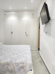 Posteľ alebo postele v izbe v ubytovaní Apartamento en primera linea del mar en Platja d'aro ARENAL