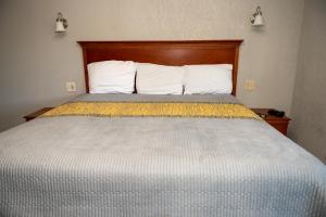 Imagen de la galería de Riverside Inn and Suites, en Hopewell