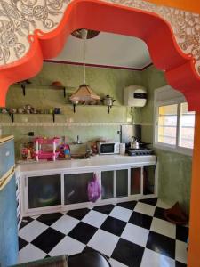 Dapur atau dapur kecil di REPOS SURF HOUSE 2