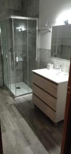 Koupelna v ubytování Apartamento Los Arcos + 26 fotografií