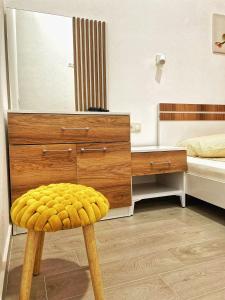 Cama ou camas em um quarto em Apartmani Vila Milaris