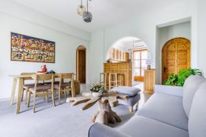 Posedenie v ubytovaní Yianna Sunny Studios + 37 fotografií