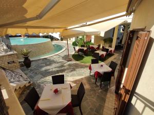 A piscina em ou perto de Vignali Residence