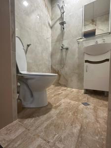 A bathroom at La Kameya