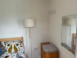 Gallery image of Mini cabin in a quiet area in London