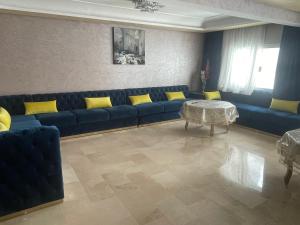 Posezení v ubytování Appartement De Luxe A Wilaya De Tetouan