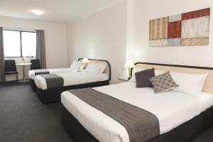 Gallery image of Adelaide Riviera Hotel in Adelaide