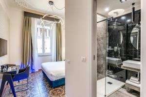 Koupelna v ubytování Arenula Suites