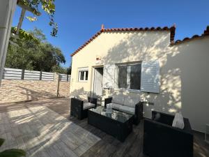 Billede fra billedgalleriet på Ocean Waves - Alykes Beach i Dhrosiá