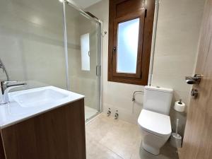 Koupelna v ubytování Apartament familiar amb vistes i cèntric by RURAL D'ÀNEU + 3 fotografie