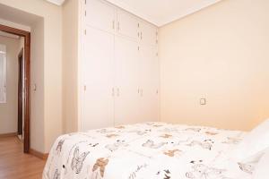 Cama o camas de una habitación en 10B02 Precioso apartamento Pravia