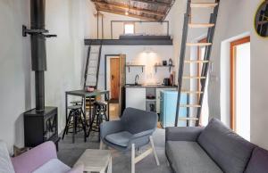 Kuchyň nebo kuchyňský kout v ubytování Tiny House, podkrovní apartmán a apartmán s výhledem do zahrady