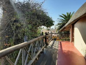 Foto de la galería de Japie's Yard Wanderer's Inn en Swakopmund 28 fotos más