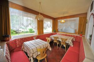 Gallery image of Hotel Cristallo in Vigo di Fassa