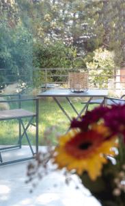 Balkón nebo terasa v ubytování Osiris - cozy sea walk lodge with private garden