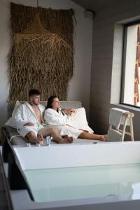 Wellness Hotel Volarik 객실 침대