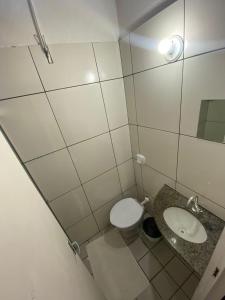 Kylpyhuone majoituspaikassa Novo Bekassin Bauru