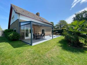 Κήπος έξω από το CadSun House - detached house by the beach