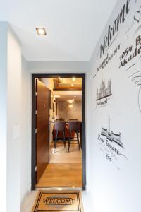 Certifikát, ocenenie alebo iný dokument vystavený v ubytovaní Parliament Dream Apartment!