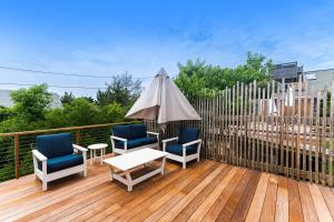 Balkón nebo terasa v ubytování Huron Hideaway