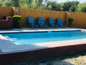 Bazén v ubytování GardenView Holiday Home nebo v jeho okolí