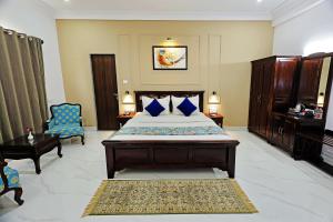 Gallery image of Revaas Lake View Boutique Stay in Udaipur +74 photos