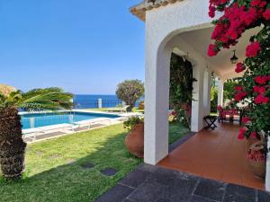 a villa with a view of the ocean at Salt Water Villa in Santa Cruz