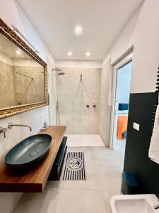 Phòng tắm tại CASA MILA SUITE