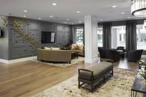 The lobby or reception area at Elegant Condo with Gorgeous Views at Crystal City