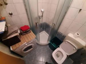 Et badeværelse på RondoCondo Mostar